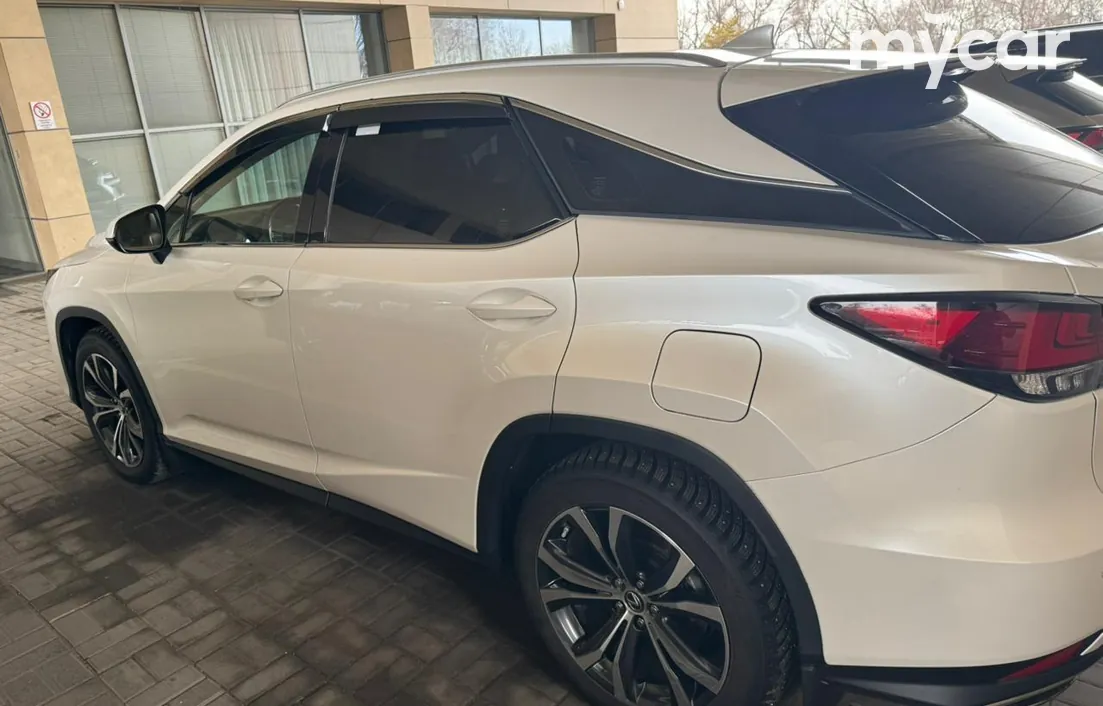 Lexus RX 2022