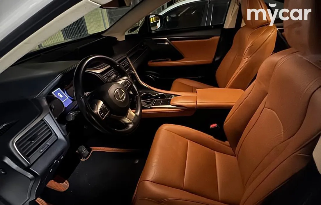 Lexus RX 2022