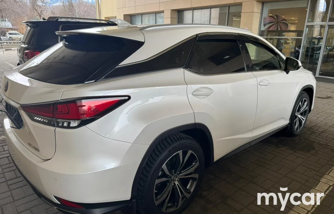 Lexus RX 2022