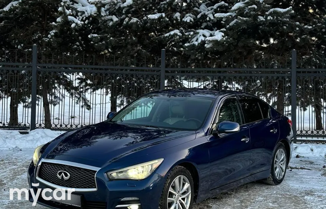 Infiniti Q50 2016