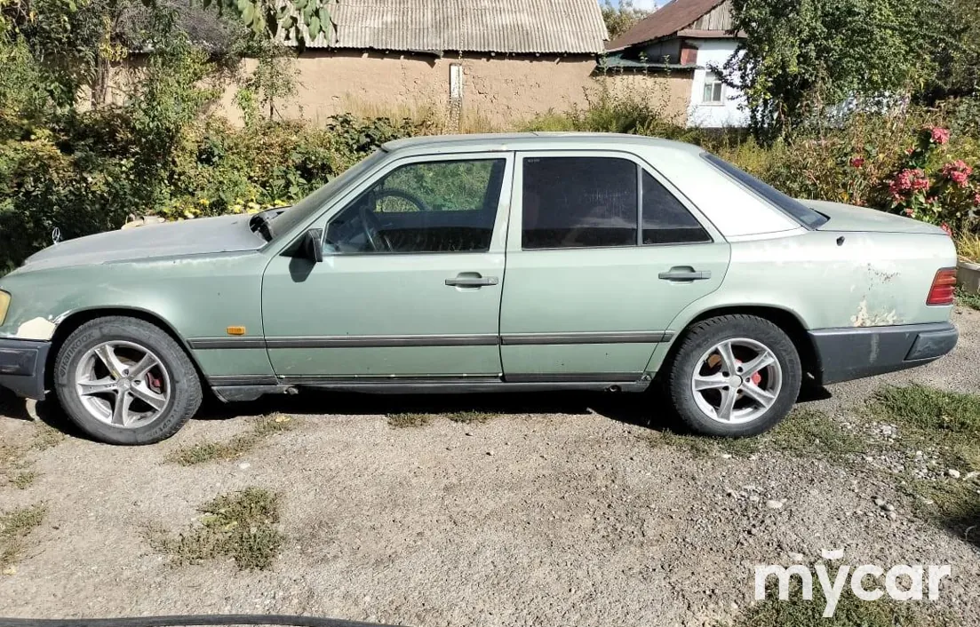 Mercedes-Benz E-Класс 1989