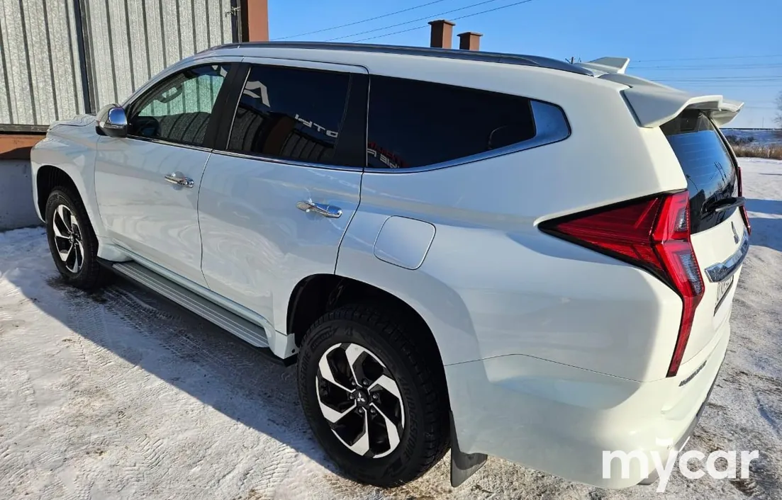 Mitsubishi Montero Sport 2025