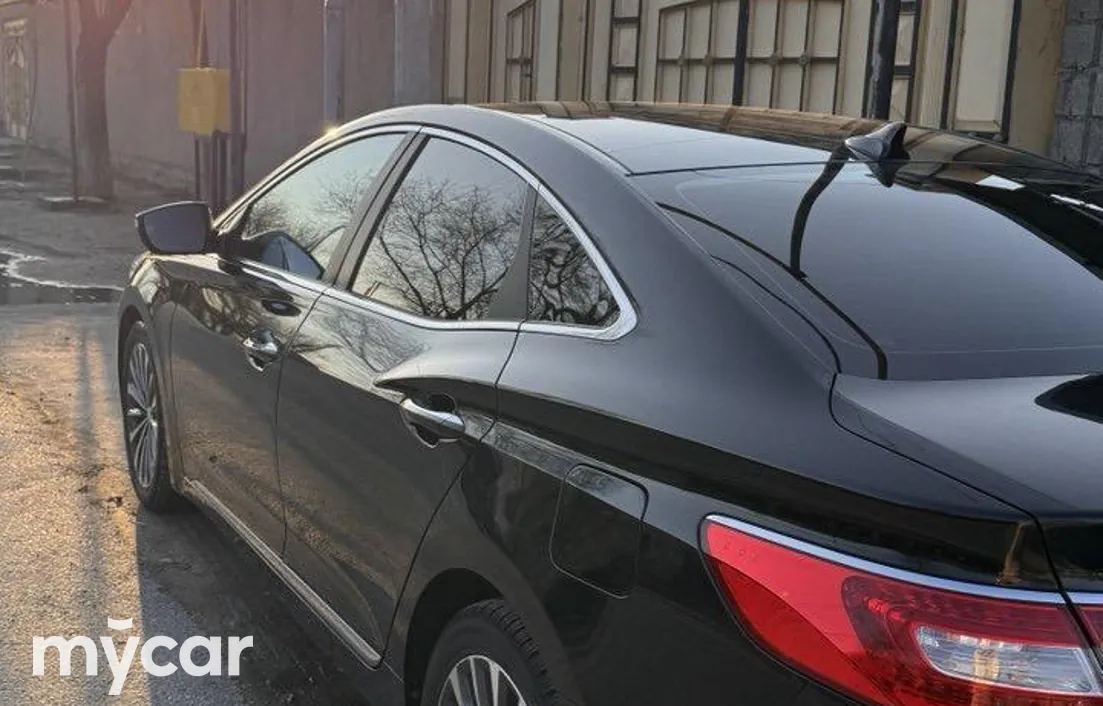 Hyundai Grandeur 2014