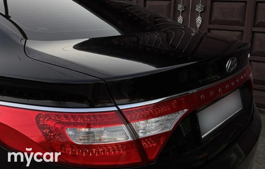 Hyundai Grandeur 2014