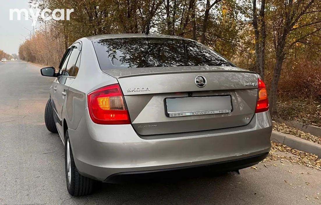 Skoda Rapid 2013