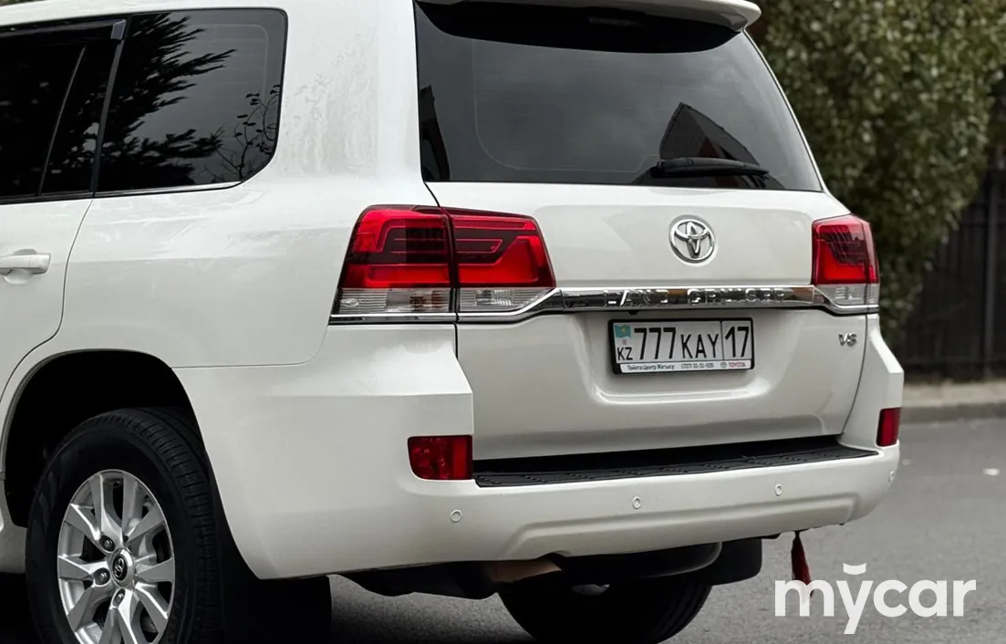 Toyota Land Cruiser 2018