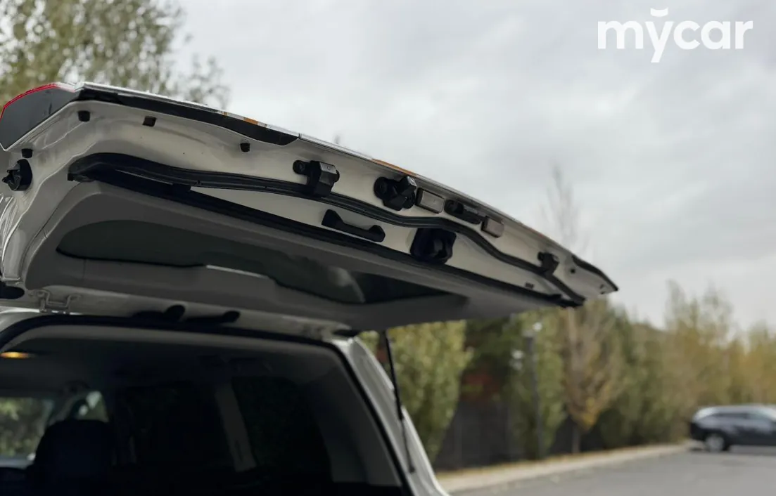 Toyota Land Cruiser 2018