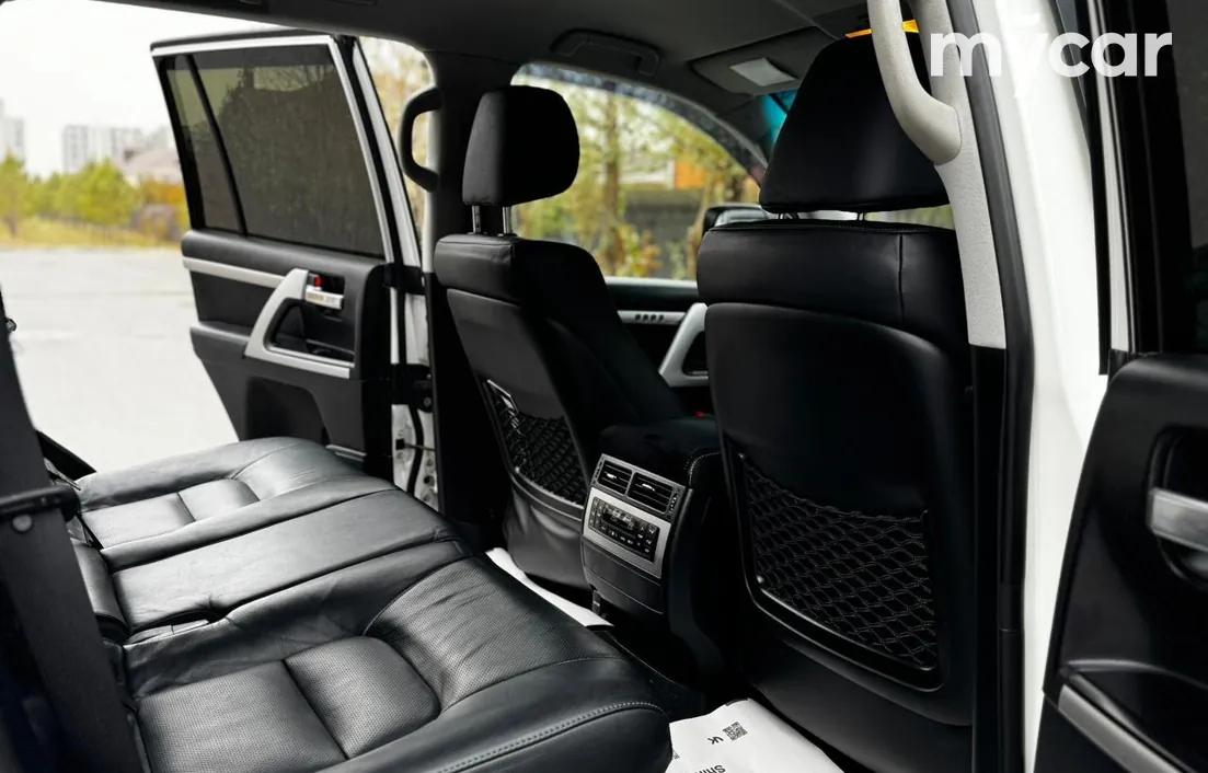 Toyota Land Cruiser 2018