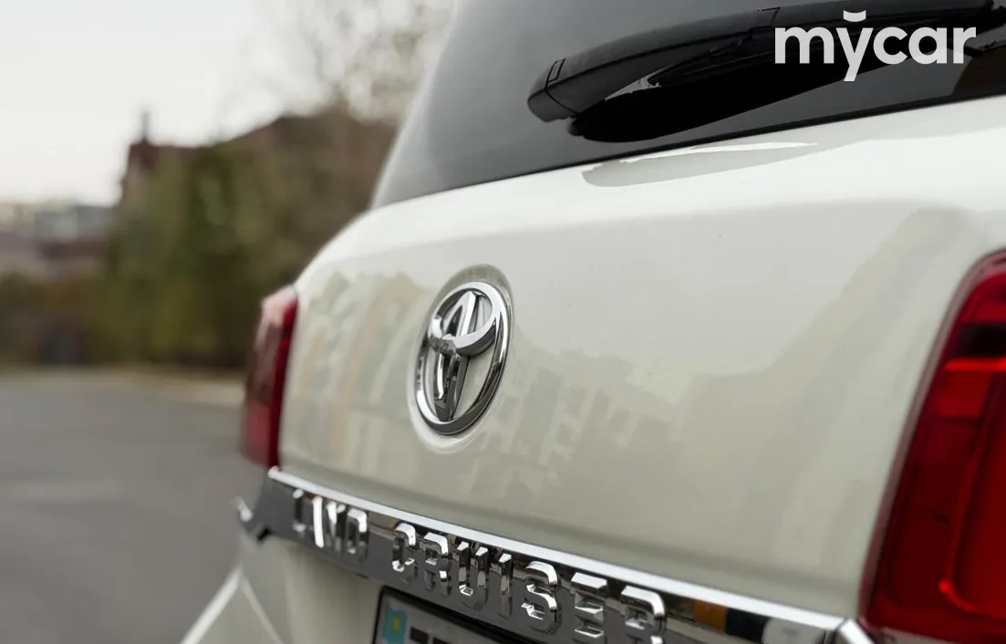 Toyota Land Cruiser 2018