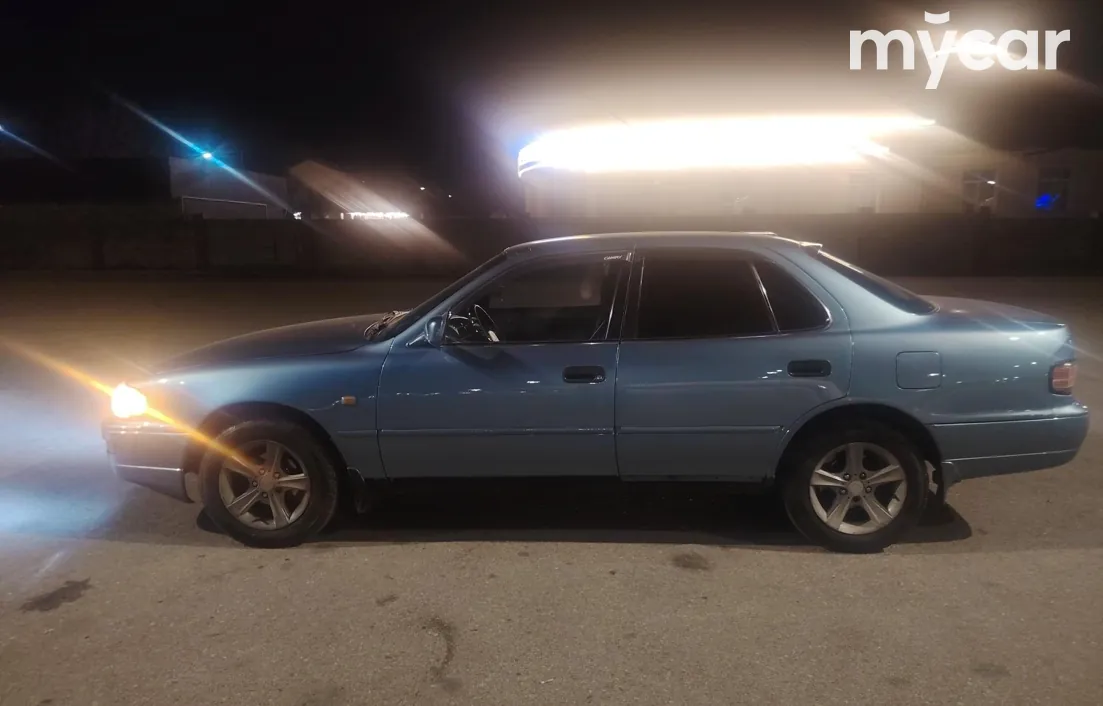 Toyota Camry 1993