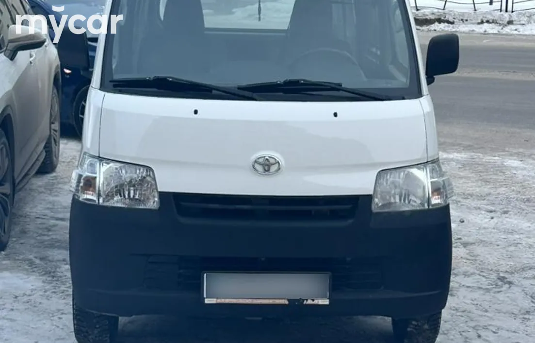 Toyota Lite Ace 2020