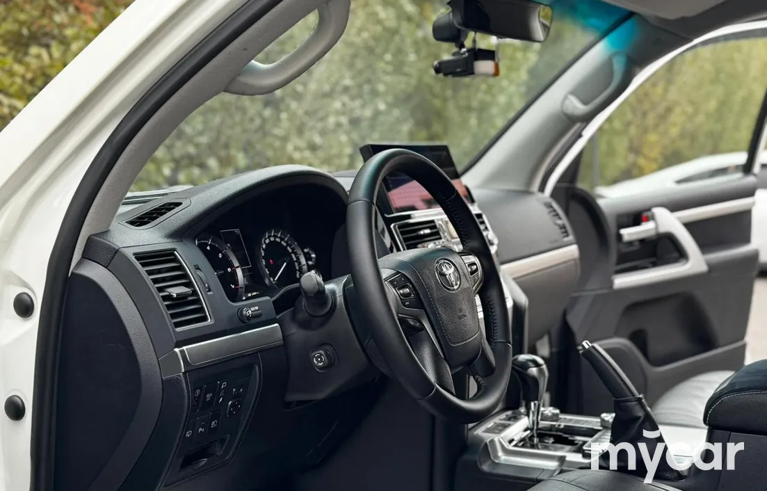 Toyota Land Cruiser 2018