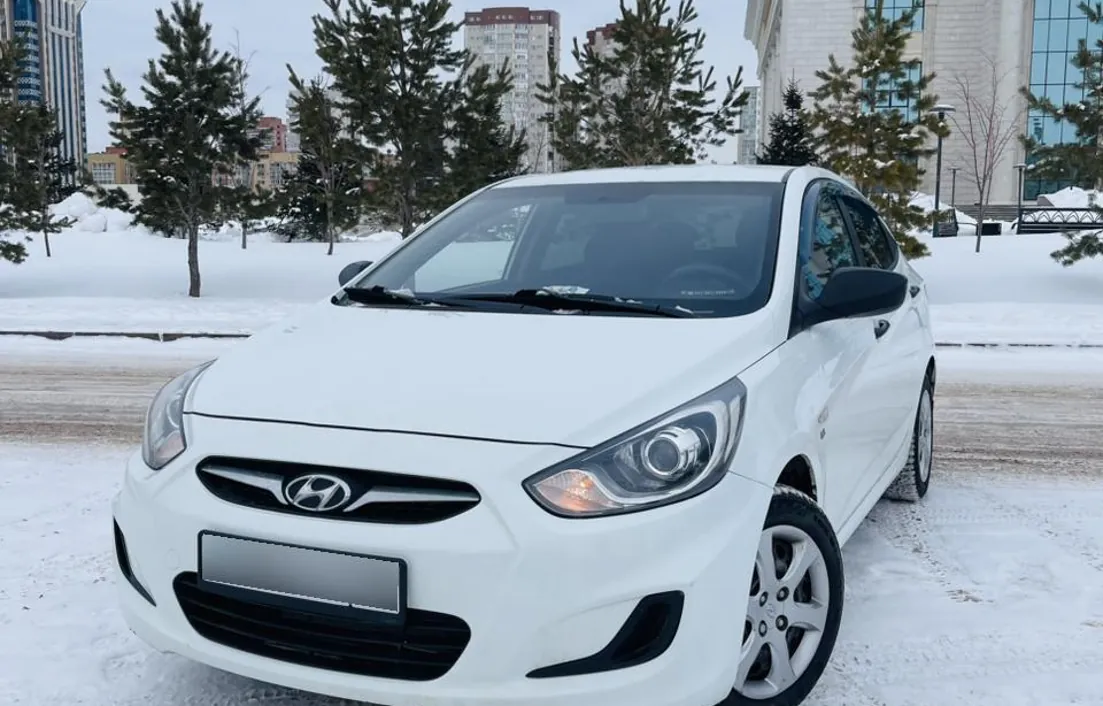 Hyundai Accent 2012