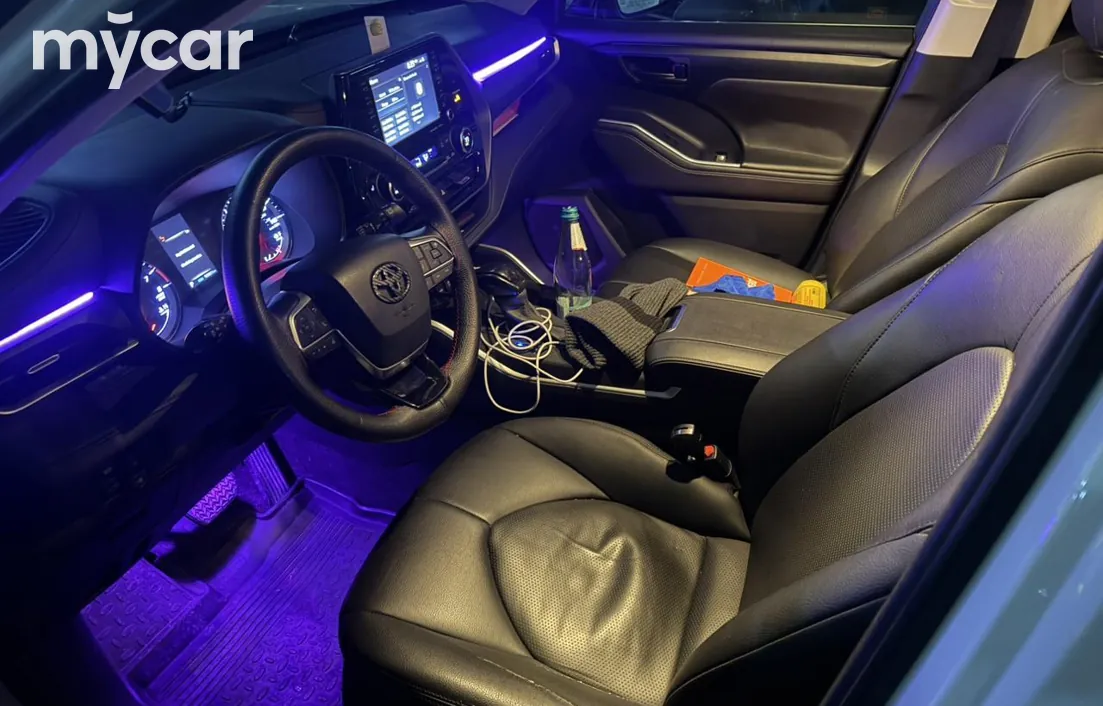 Toyota Highlander 2020
