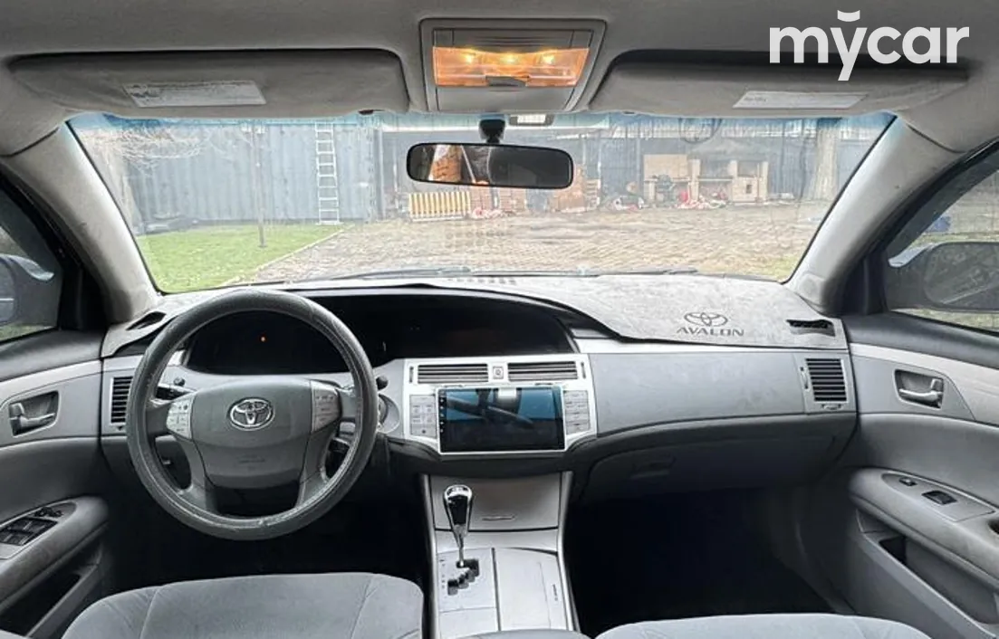 Toyota Avalon 2006