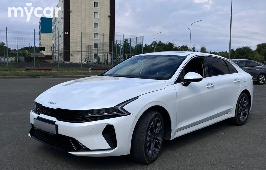 Kia K5 2025