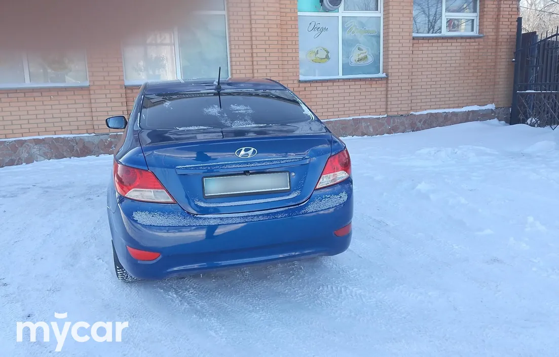 Hyundai Solaris 2012