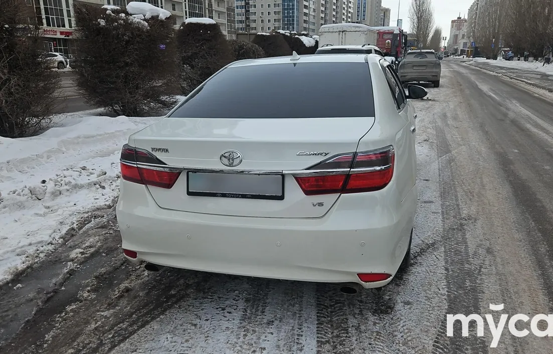 Toyota Camry 2015