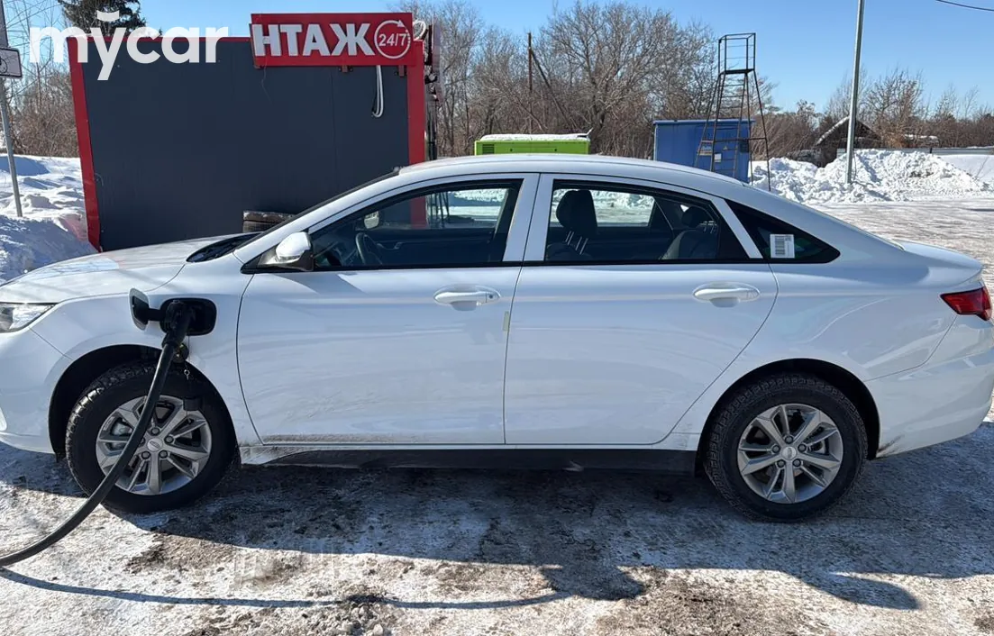 Geely Emgrand EV PRO 2024