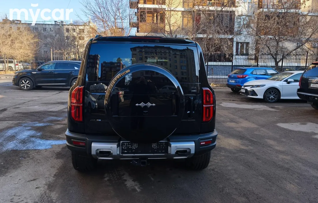 BYD FangChengBao Leopard 5 2025
