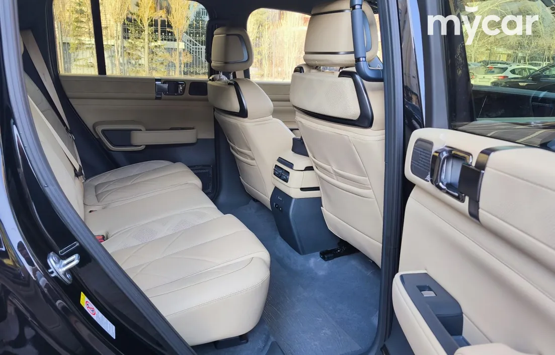 BYD FangChengBao Leopard 5 2025