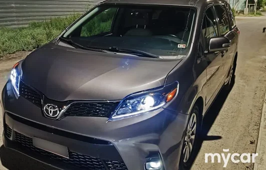 фото Toyota Sienna Новая за 12000000 тенге
