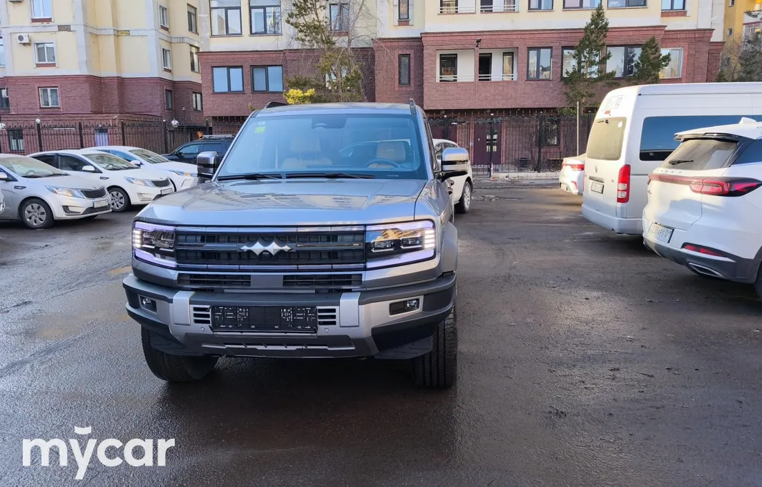 BYD FangChengBao Leopard 5 2025
