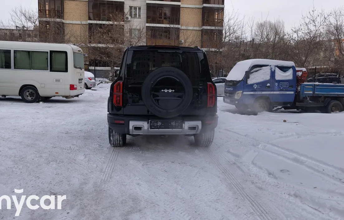 BYD FangChengBao Leopard 5 2025