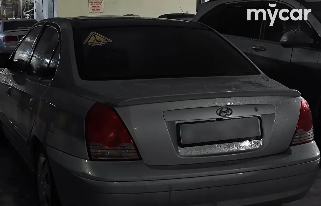 Hyundai Elantra 2004