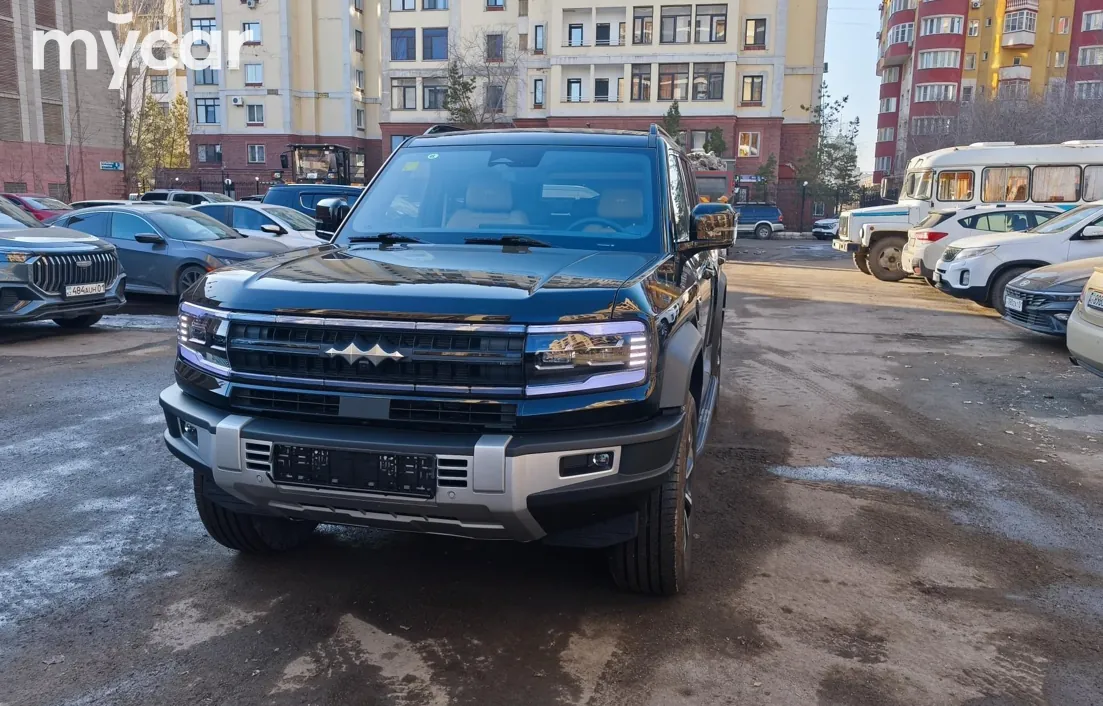 BYD FangChengBao Leopard 5 2025