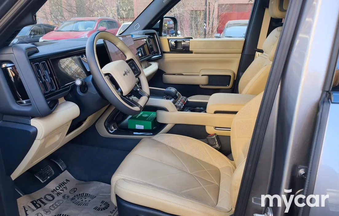 BYD FangChengBao Leopard 5 2025