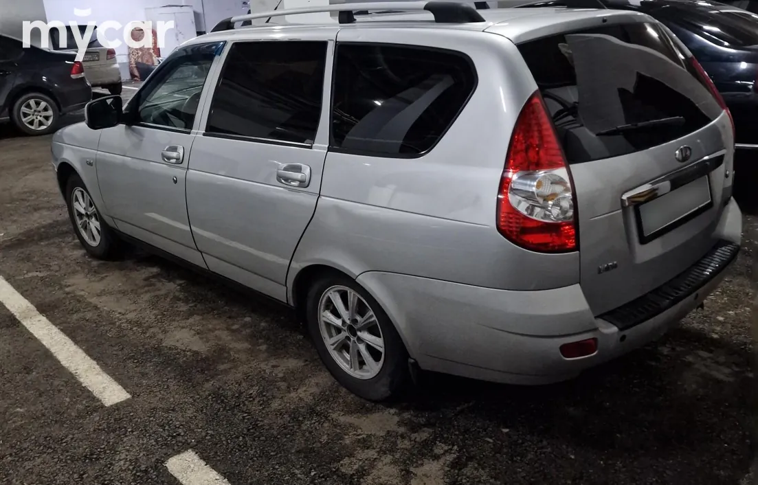 LADA Priora 2013