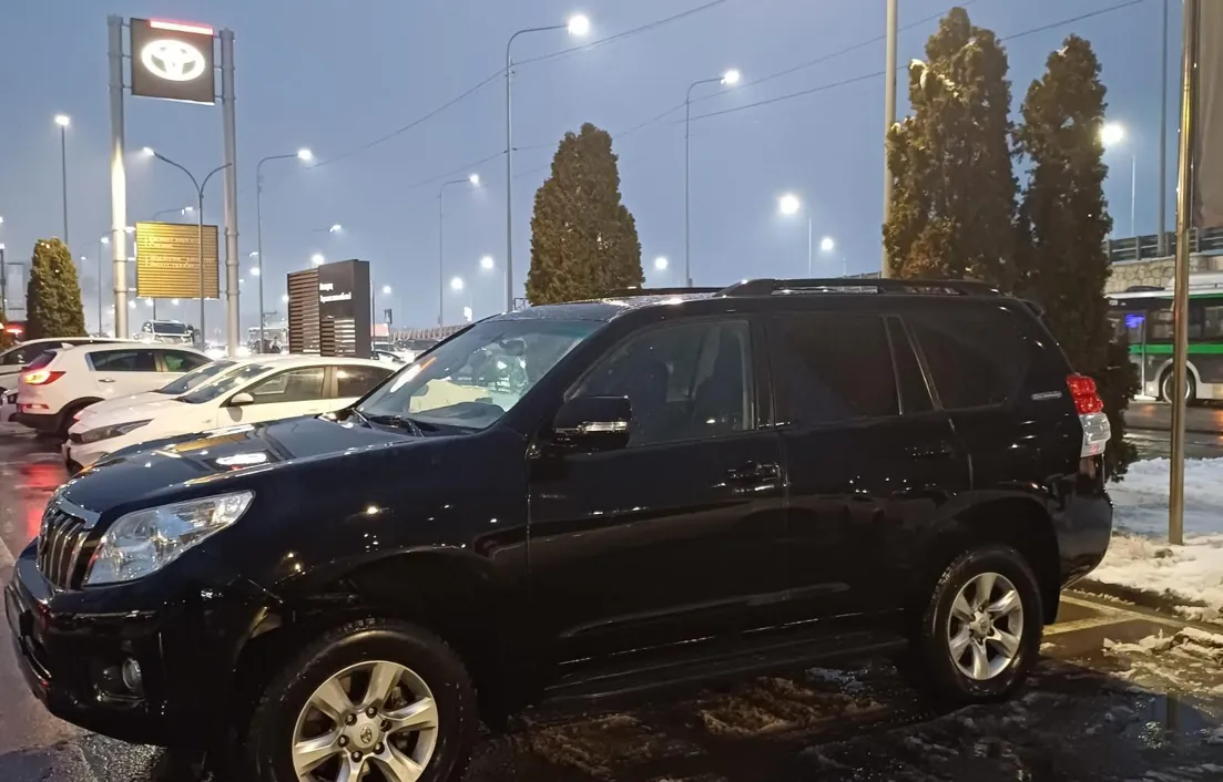 Toyota Land Cruiser Prado 2011