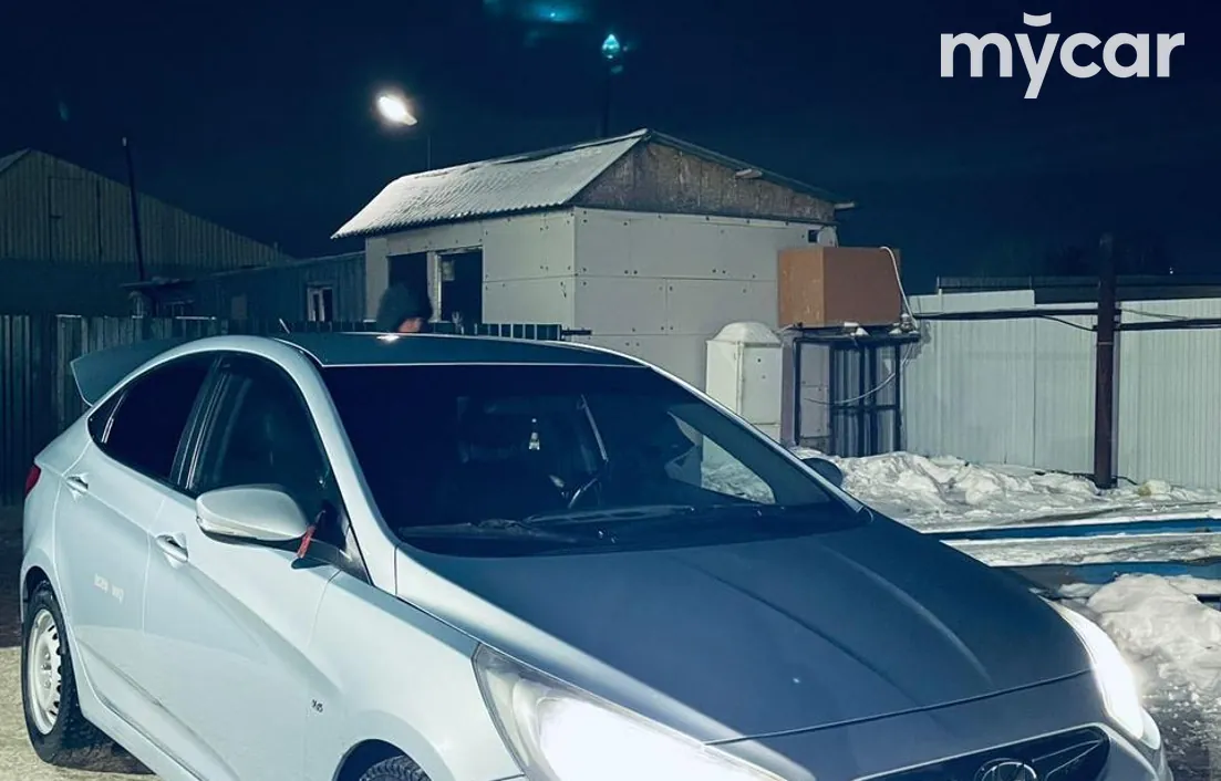 Hyundai Accent 2013