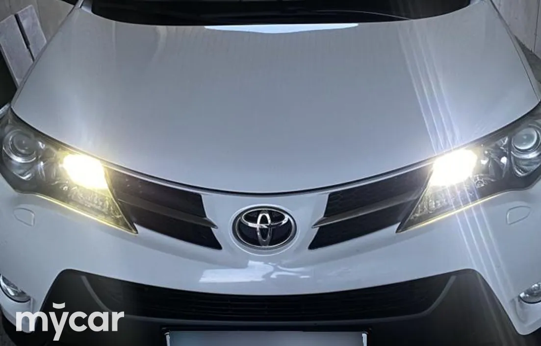 Toyota RAV4 2014