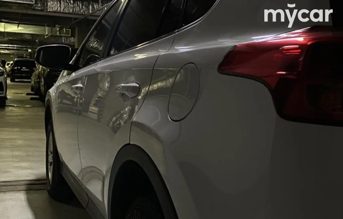 Toyota RAV4 2014