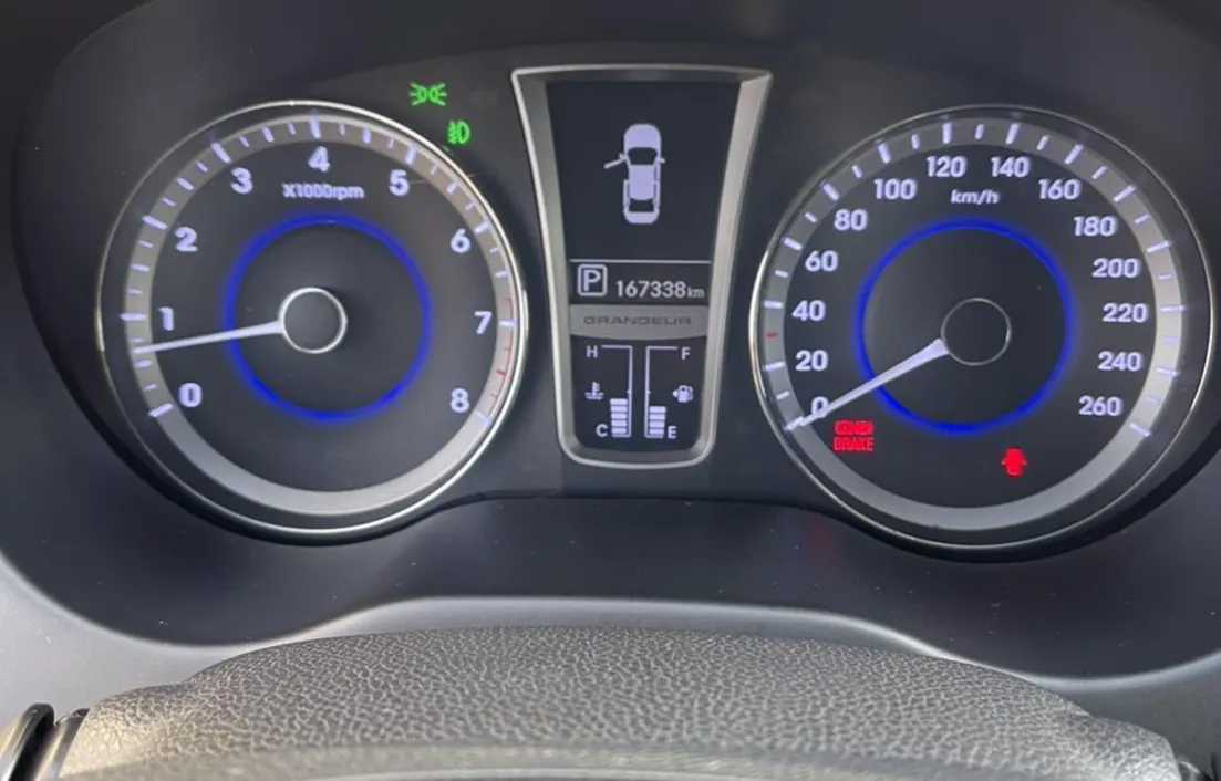 Hyundai Grandeur 2012