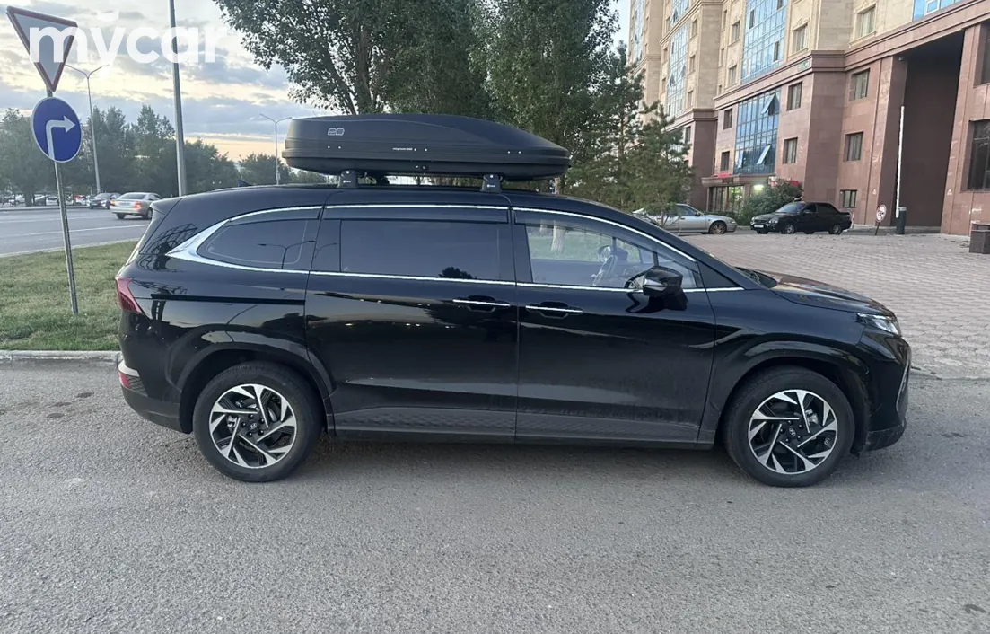 Hyundai Custin 2024