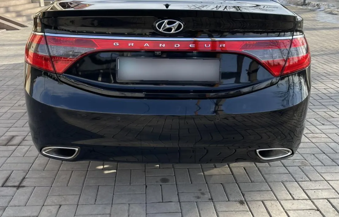 Hyundai Grandeur 2012