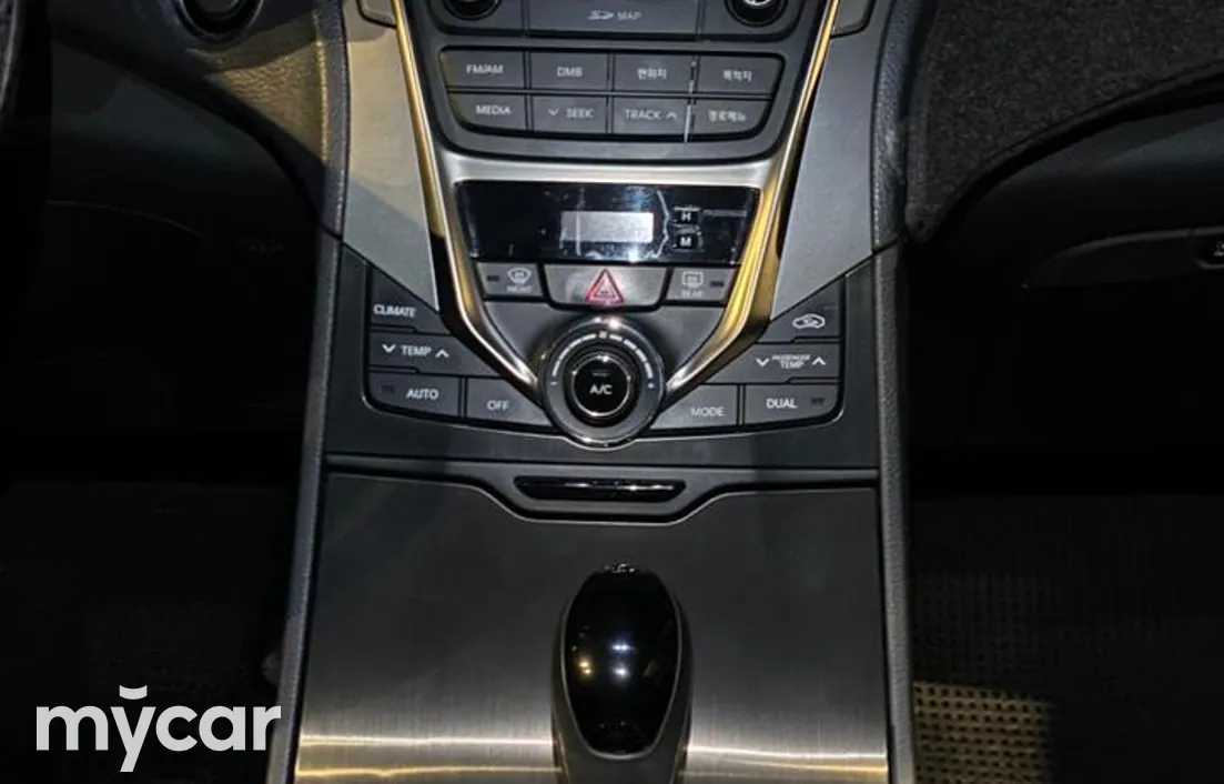 Hyundai Grandeur 2013