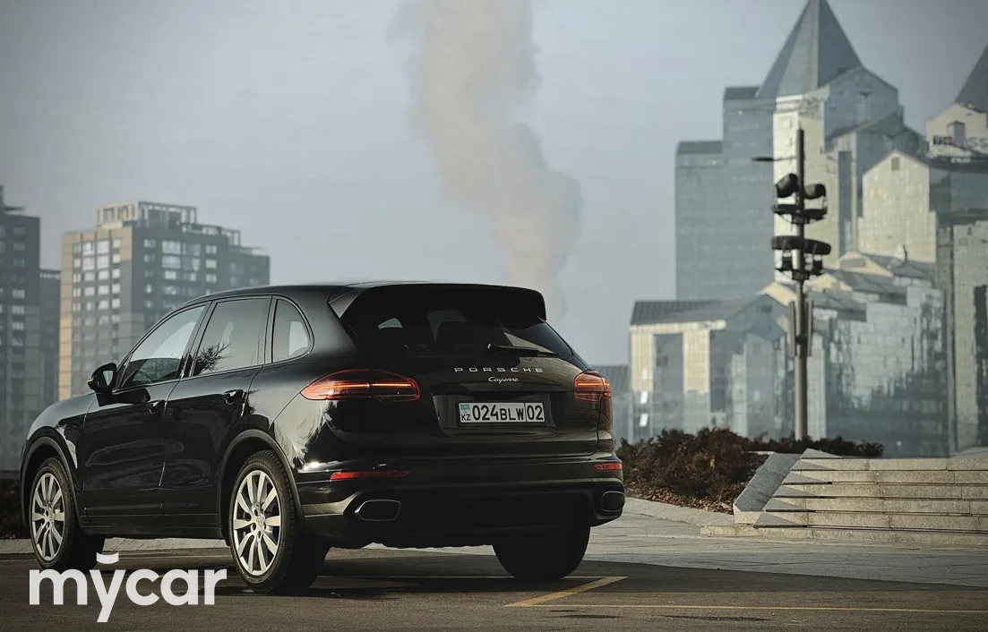 Porsche Cayenne 2015