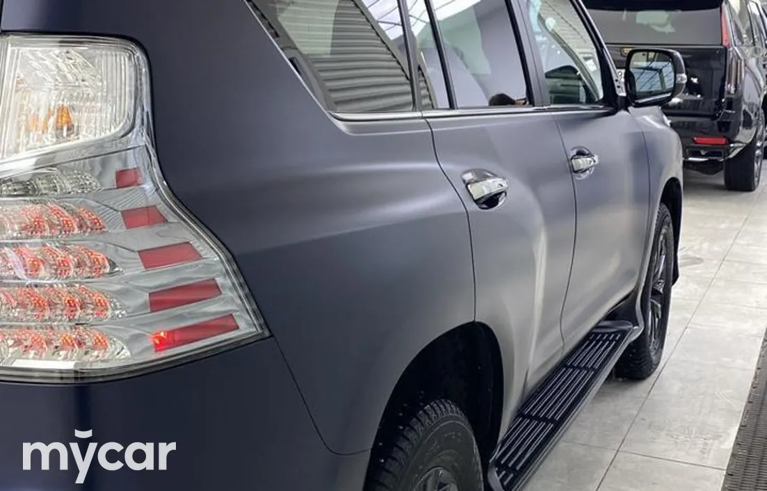 Lexus GX 2023