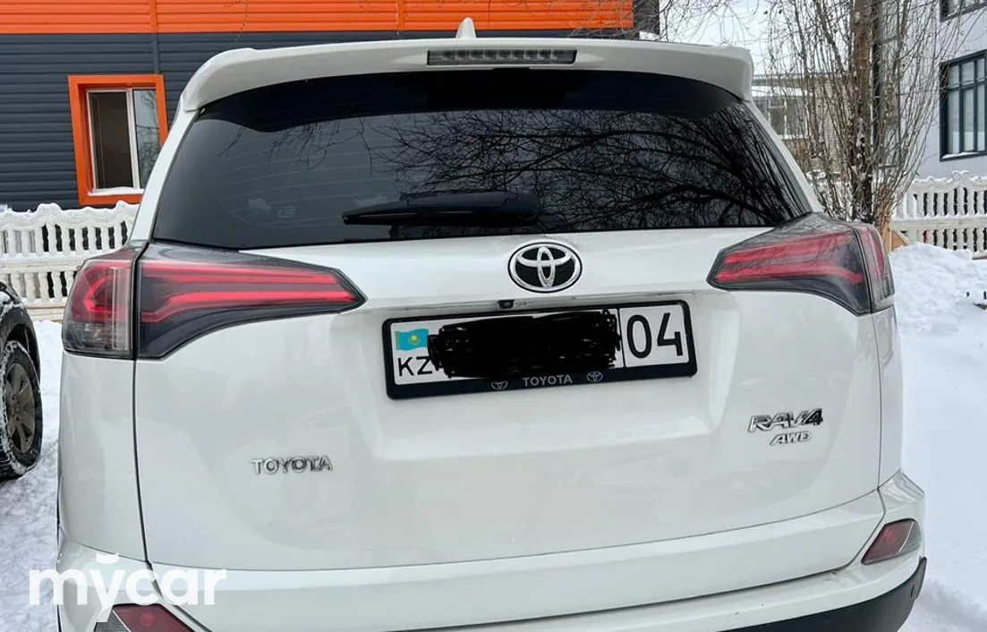 Toyota RAV4 2016