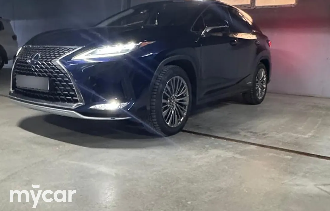 Lexus RX 2021