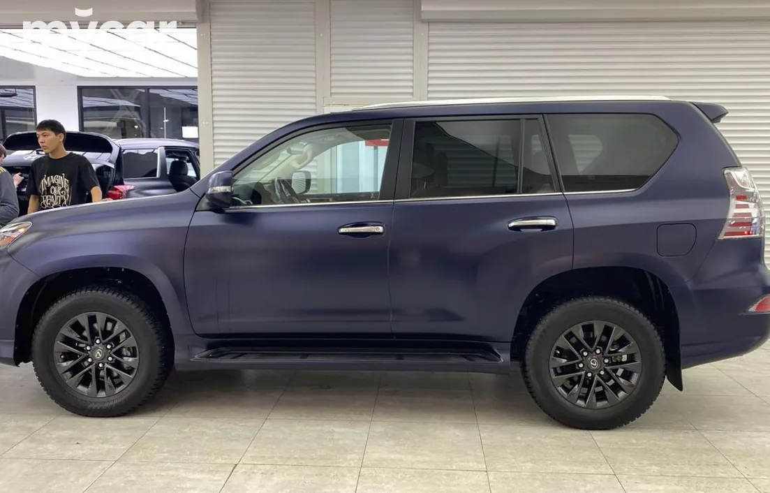 Lexus GX 2023