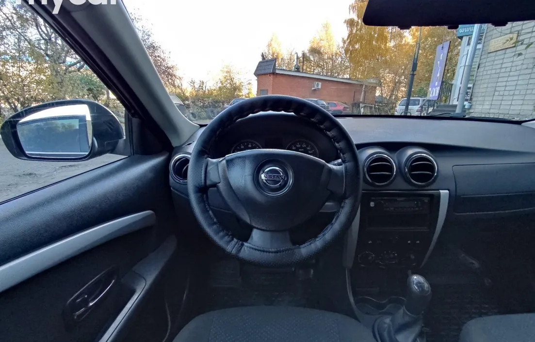 Nissan Almera 2016