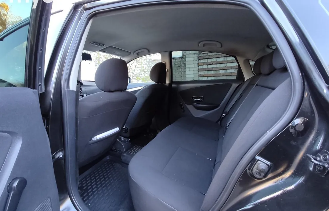 Nissan Almera 2016