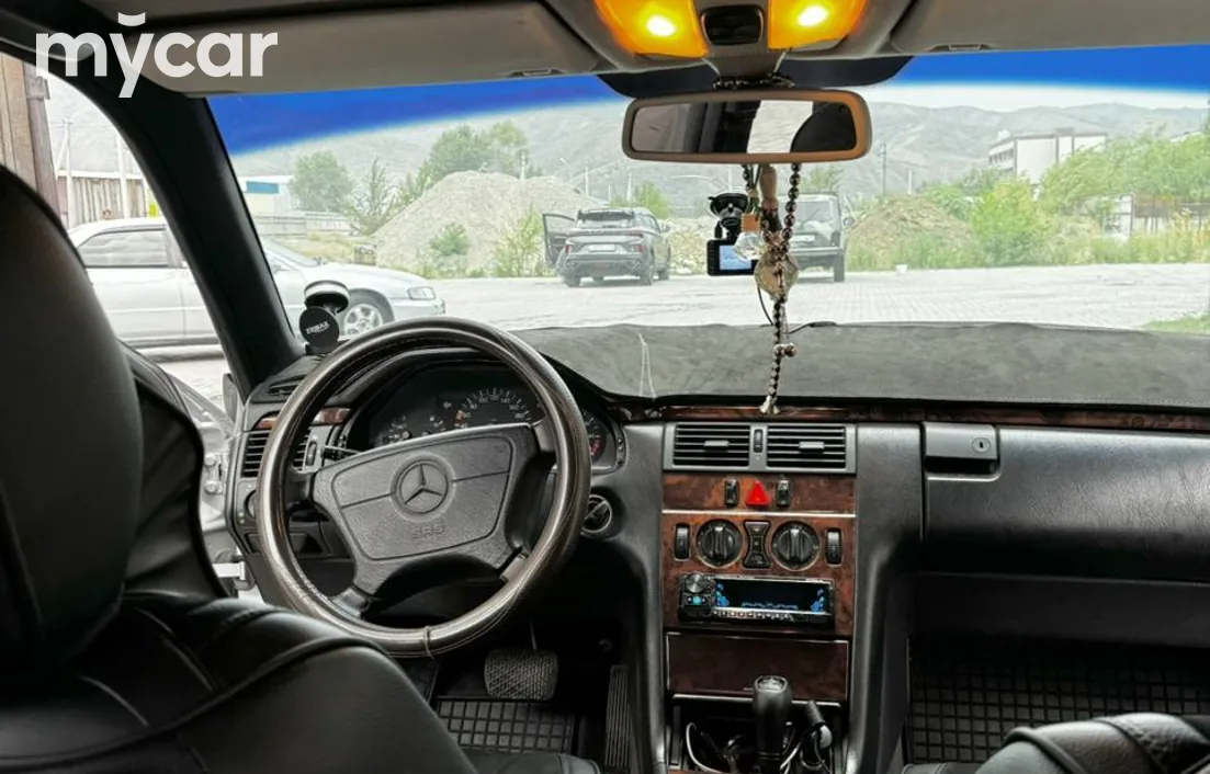 Mercedes-Benz E-Класс 1998