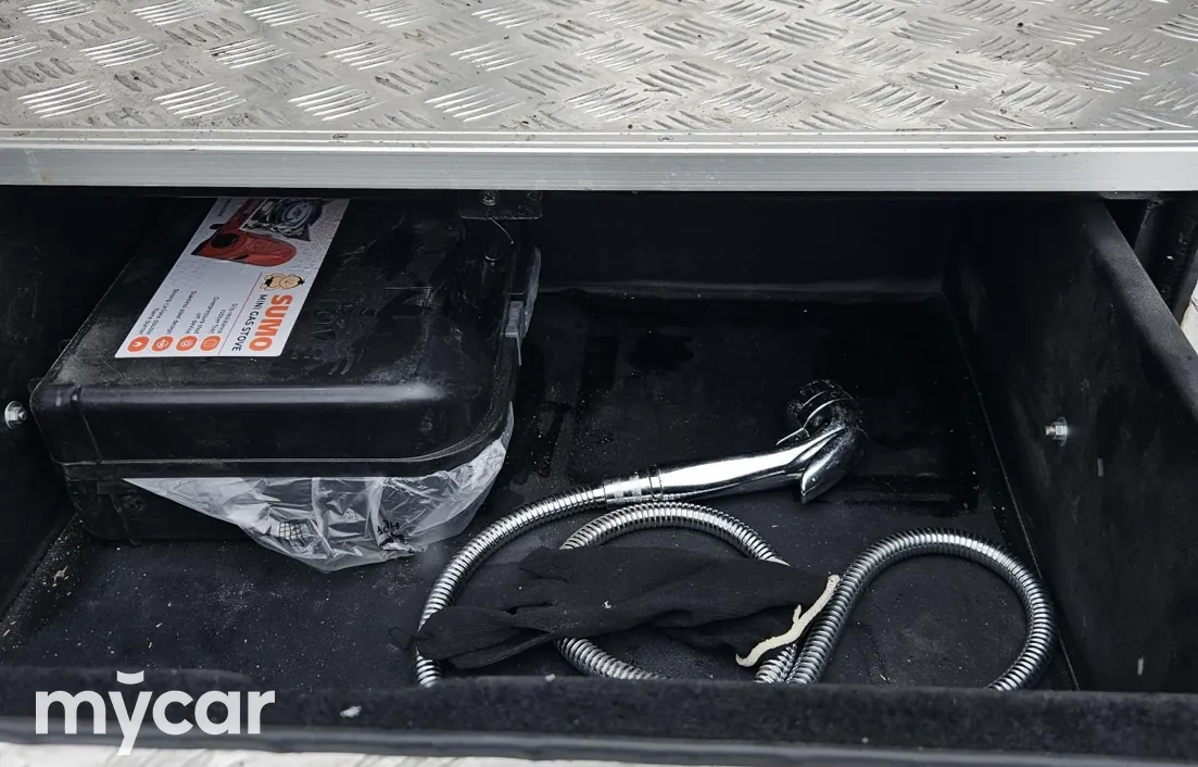 Ford Econoline 2011