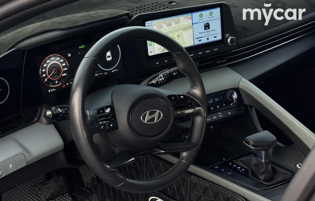 Hyundai Elantra 2024